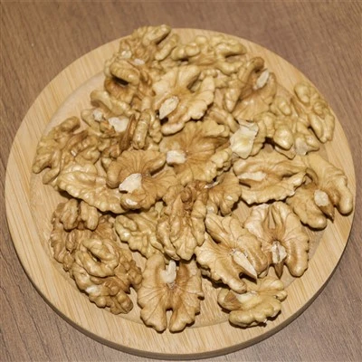 Xiner Extra Light Walnut Kernels